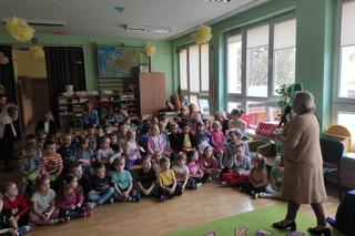 Dzień teatru z Eską, aktorami i radomskimi maluchami