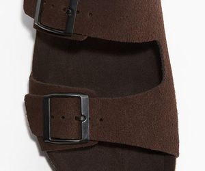 Te buty to hit sezonu! W H&M kupisz odpowiednik za ćwierć ceny