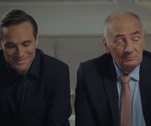 M jak miłość, odcinek 1884. Olek (Maurycy Popiel), Jerzy Argasiński (Karol Strasburger)