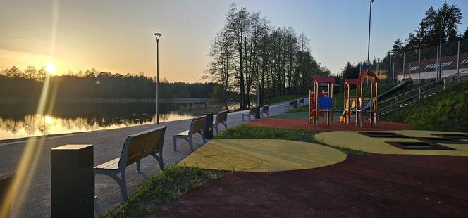 Nowa plaża na Mazurach zachwyca. To raj dla wszystkich dzieci [ZDJĘCIA]