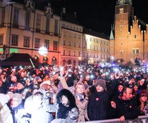 Wielki Finał WOŚP 2024. Światełko do Nieba we Wrocławiu. Było zjawiskowo [ZDJĘCIA, NAGRANIE]