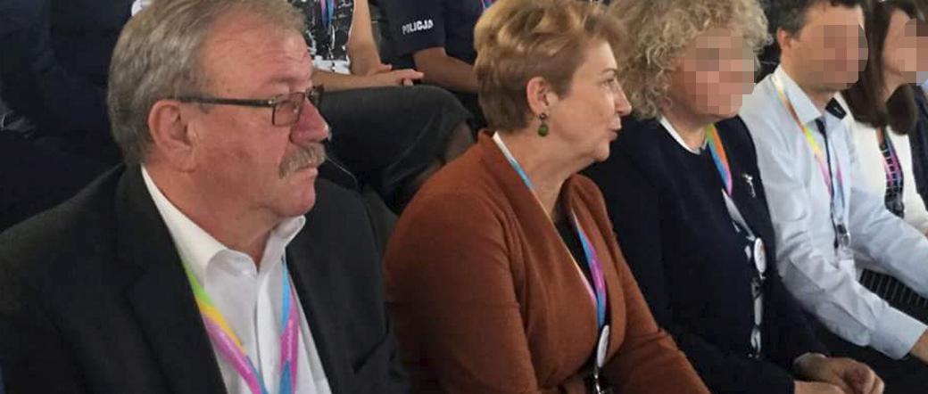 Z kierownika basenu do ministerstwa