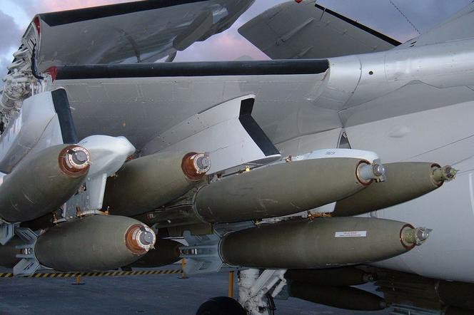 W Bydgoszczy będą produkować bomby lotnicze do samolotów F-16