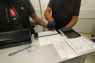 Diler z Brzeskiej zatrzymany. Na Pradze-Północ wciąż wyłapują zaangażowanych w narkobiznes