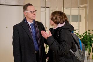 Na Wspólnej, odc. 3776: Damian (Waldemar Błaszczyk), Kajtek (Mikołaj Szostek)	