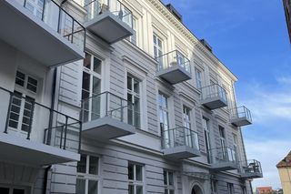 Życie w Architekturze 2025. Remont i przebudowa budynku w dawnym kompleksie szpitalnym im. Babińskiego na budynek mieszkalno-usługowy B4 przy pl. Jana Pawła II 8 we Wrocławiu. Magister inżynier Arkadiusz Chamielec