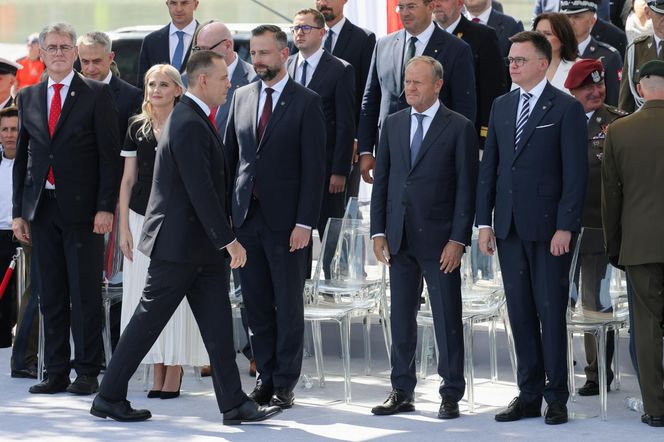 Warszawa. Defilada z okazji Święta Wojska Polskiego