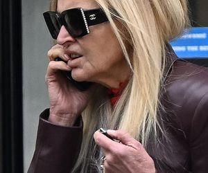 Monika Olejnik jedzie na czerwonym świetle, bo spieszy się do pracy