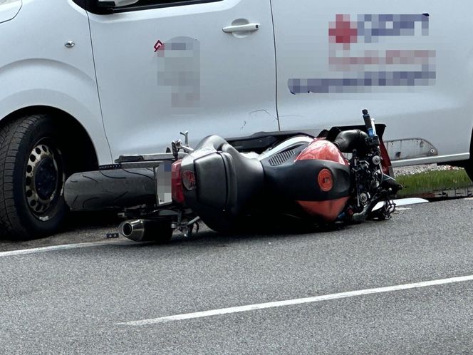 Tragedia w Marysinie Wawerskim: Motocyklista wjechał w pieszych przy cmentarzu
