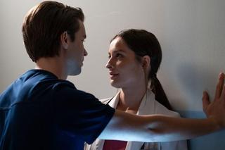 	Na dobre i na złe odc. 911. Tadek Borucki (Marcin Urbanke), Oliwia (Irmina Liszkowska)