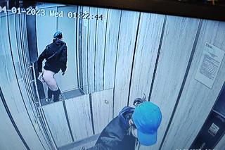 Kobieta weszła do windy i zostawiła po sobie śmierdzącą niespodziankę...