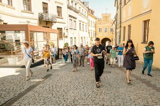 Poznaj ciekawostki o Lublinie w trakcie spaceru. Miejska instytucja zaprasza na bezpłatne wędrówki z historią w tle