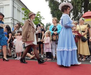 Siedlczanie mogli wsiąść w wehikuł czasu i zobaczyć ulicę Pułaskiego - Piękną sprzed stu lat