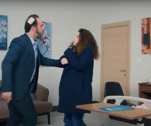 Porywacz Ragip znów zasadza się na Melis i Zeynep.