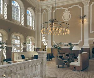  Canfranc Estación, Hiszpania. Dawny dworzec kolejowy zamienił się w luksusowy hotel