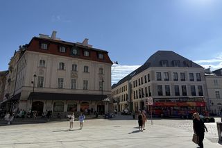 Biurowiec Plac Zamkowy w Warszawie