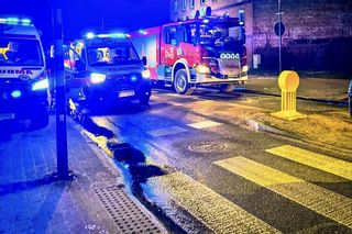 Pożar kamienicy. 14-latek wyskoczył przez okno, uciekając przed ogniem