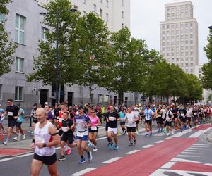 Uczestnicy Maratonu Warszawskiego 2025