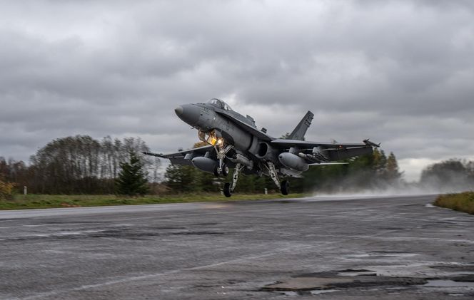 Kanadyjskie CF-18 i CC-130 w Krajach Bałtyckich