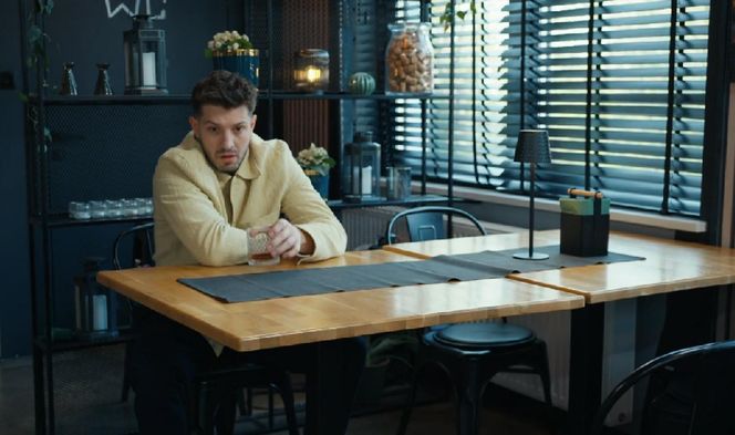 Barwy szczęścia, odcinek 3247. Justin (Jasper Sołtysiewicz), Ola Zamilska (Michalina Robakiewicz)