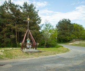 Przydrożne kapliczki i krzyże w Polsce