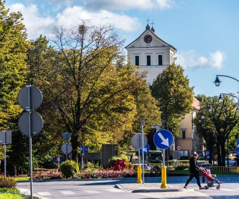 To najlepsze miejsca na Warmii i Mazurach na jesienny relaks według AI