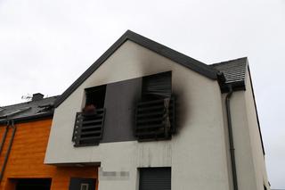 41-latka zginęła w płomieniach! Przeżył jej mąż i dwójka synów. Sprawą zajęła się policja [ZDJĘCIA]