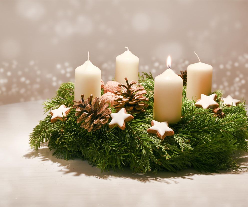 Jak stworzyć piękny wieniec adwentowy? Stroik adwentowy - instrukcja krok po kroku 