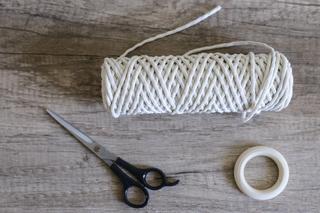 Instrukcja wykonania makramy na doniczkę – to będzie potrzebne