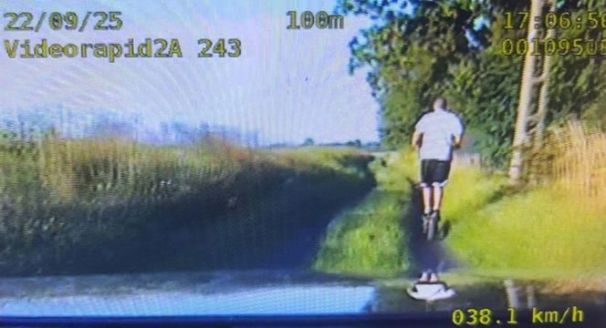 14-latek uciekał na hulajnodze przed policją