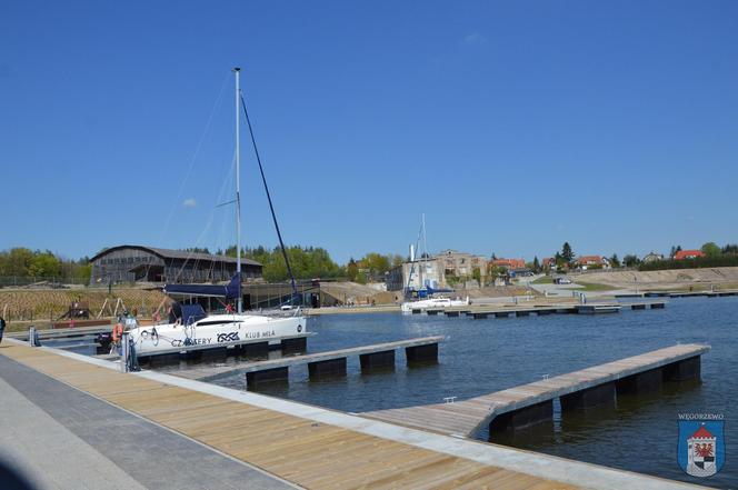   Otwarcie nowego portu nad jeziorem Święcajty. Przystań Nautica ma służyć żeglarzom i mieszkańcom [ZDJĘCIA]