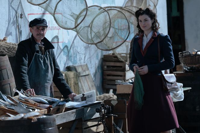 	Zatoka szpiegów 2 sezon. Anna Malicka (Maria Świłpa)