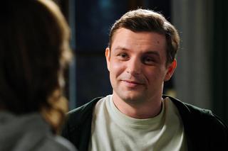 Barwy szczęścia, odc. 2867: Hubert (Marek Molak), Asia (Anna Gzyra – Augustynowicz)