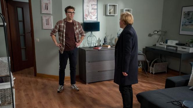 Barwy szczęścia, odc. 2241. Sabina (Barbara Kurzaj), Kajtek (Jakub Dmochowski) 