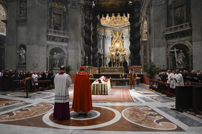 Hołd dla papieża Benedykta XVI