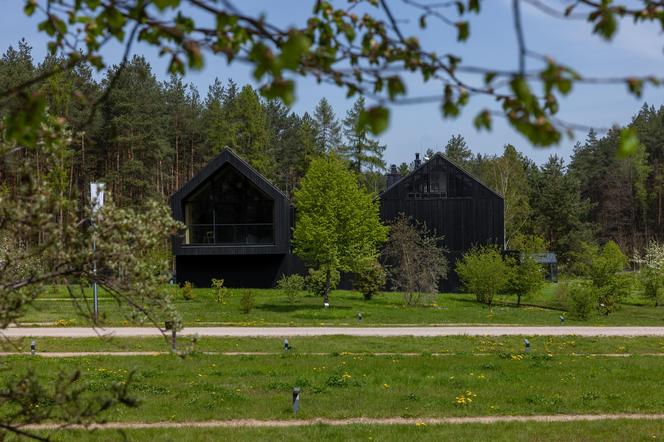 Leśny Ogród Botaniczny Marszewo w Gdyni - zdjęcia budynku edukacyjnego pracowni Gierbienis + Poklewski