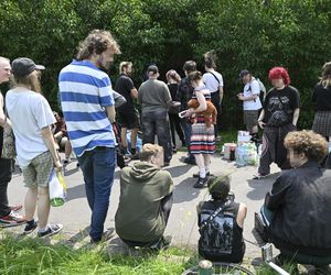 Policja na Osiedlu Przyjaźń w Warszawie 