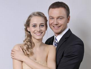 JULIA: Julia Rosnowska (Julia Chmielewska), Krystian Wieczorek (Janek Janicki)