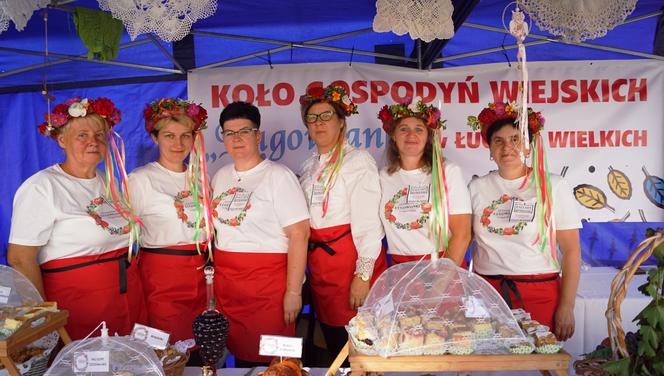 ZOBACZ ZDJĘCIA z wydarzenia "Narodowe Czytanie w Zbuczynie" w 2022 roku