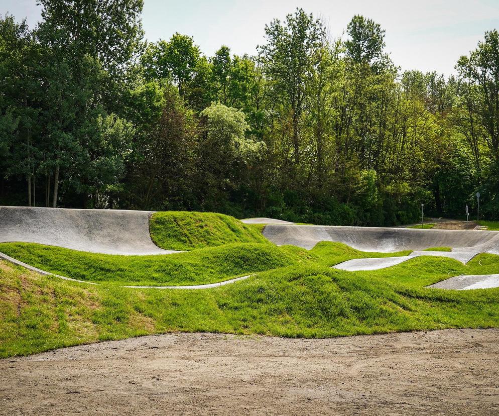 Nowy pumptrack w Katowicach. Dolina Trzech Stawów zyskała kolejną atrakcję