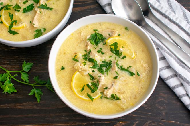 Cytrynowa zupa-krem z nutą mięty - ożywcze niebo na talerzu!