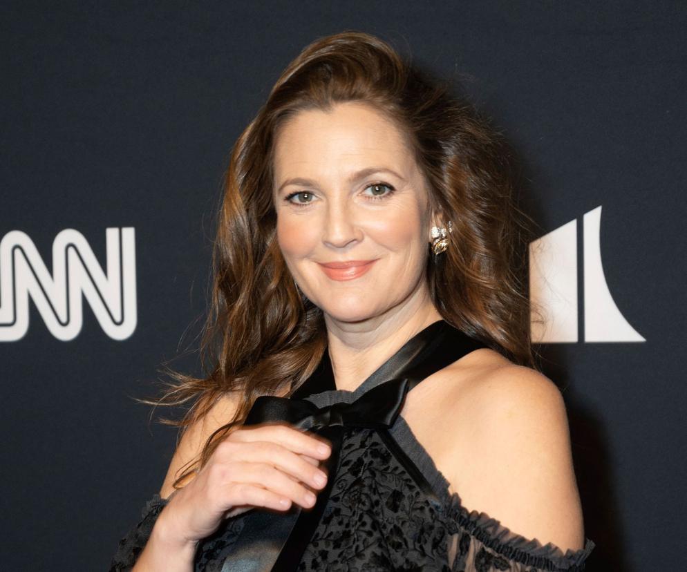 Drew Barrymore doświadczyła pierwszego objawu na wizji. Myślę, że to właśnie to. Wow!