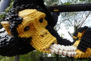 Małpa z klocków Lego