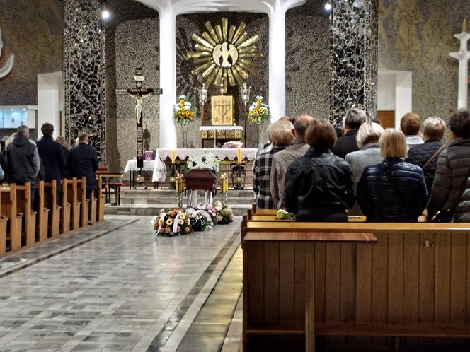 Pogrzeb Anny z Knurowa. Zginęła z rąk córki