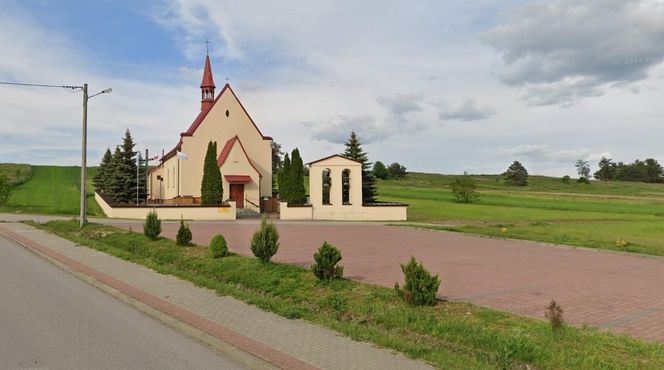 Huta Różaniecka - tę wieś na Podkarpaciu założyli osadnicy Mazurscy. Początkowo składała się ona z sześciu przysiółków 