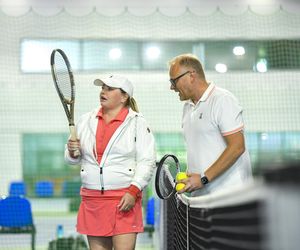 Katarzyna Niezgoda i ukochany rozgrzali kort! Spódniczka kusa, za to mimika na bogato