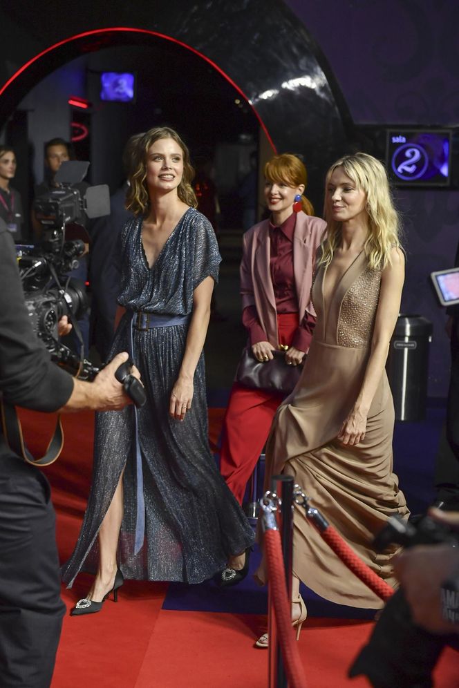 To najmodniejszy kolor tego sezonu. Karolina Gruszka pokazuje, jak go nosić