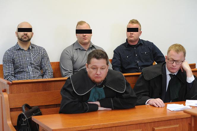 Policjanci dręczyli 18-latka paralizatorem