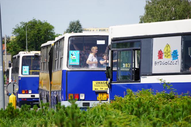 Zlot zabytkowych autobusów 2022 w Bydgoszczy [ZDJĘCIA] 