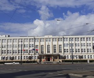 Gmach w centrum Torunia zostanie rozbudowany. Połączą nowoczesność z historią